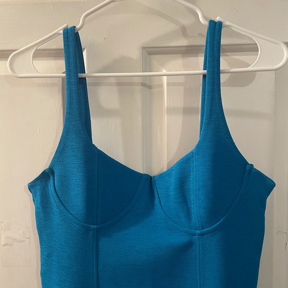 Zara dress - Picture 2 of 4